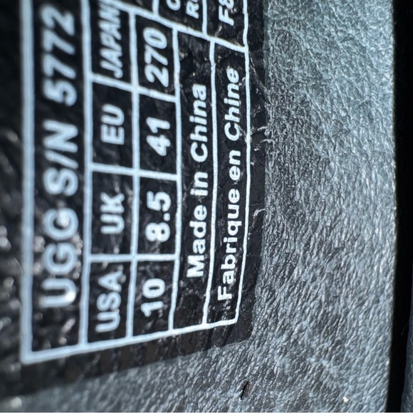 UGG Abbie black suede chunky heeled clog ❤️ - Picture 7 of 8